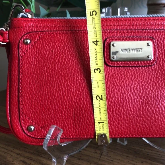 VIBRANT Lipstick Red Large Wristlet - Picture 14 of 14